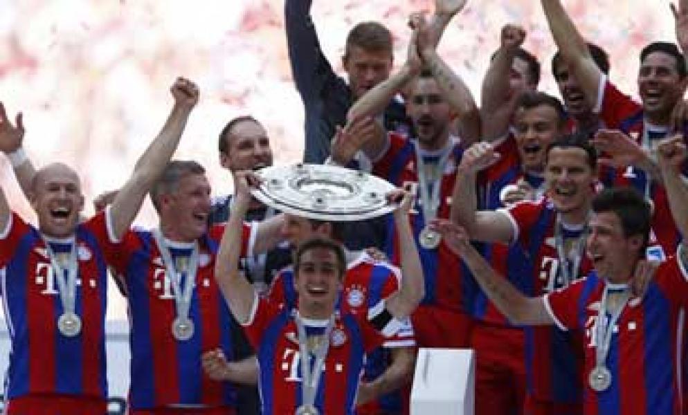 Die Roten Tutup Musim dengan Kemenangan