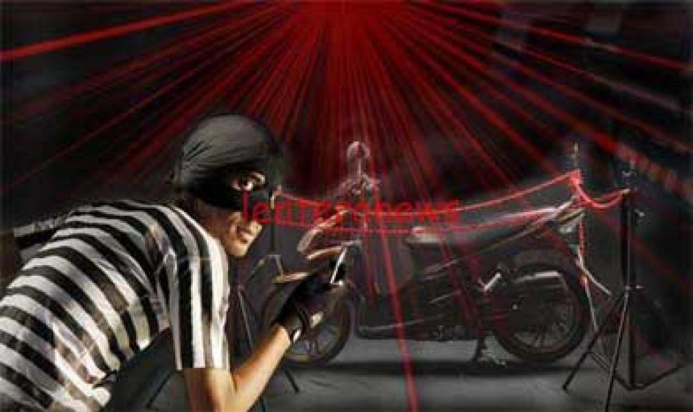 Ditinggal Pergi Bekerja, Yamaha Mio Raib