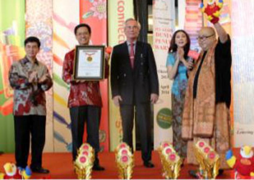 Faber-Castell Raih Penghargaan MURI