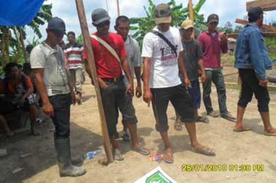 Gara-gara Sebut Tapal Batas, Nurat Babak Belur Dihajar Massa