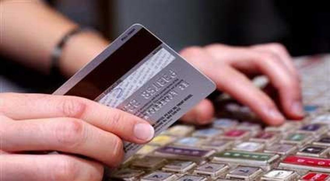 Marak Pembobolan, OJK Minta Bank Benahi Keamanan Nasabah