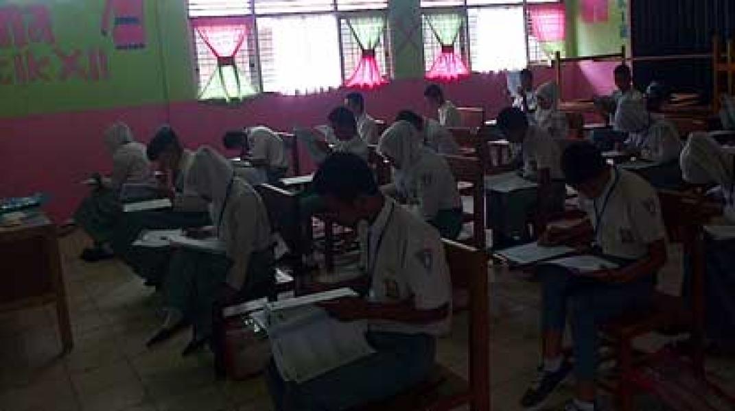 Pelalawan Cerdas Harus Dievaluasi total, 20 Siswa Pelalawan Tak Lulus UN