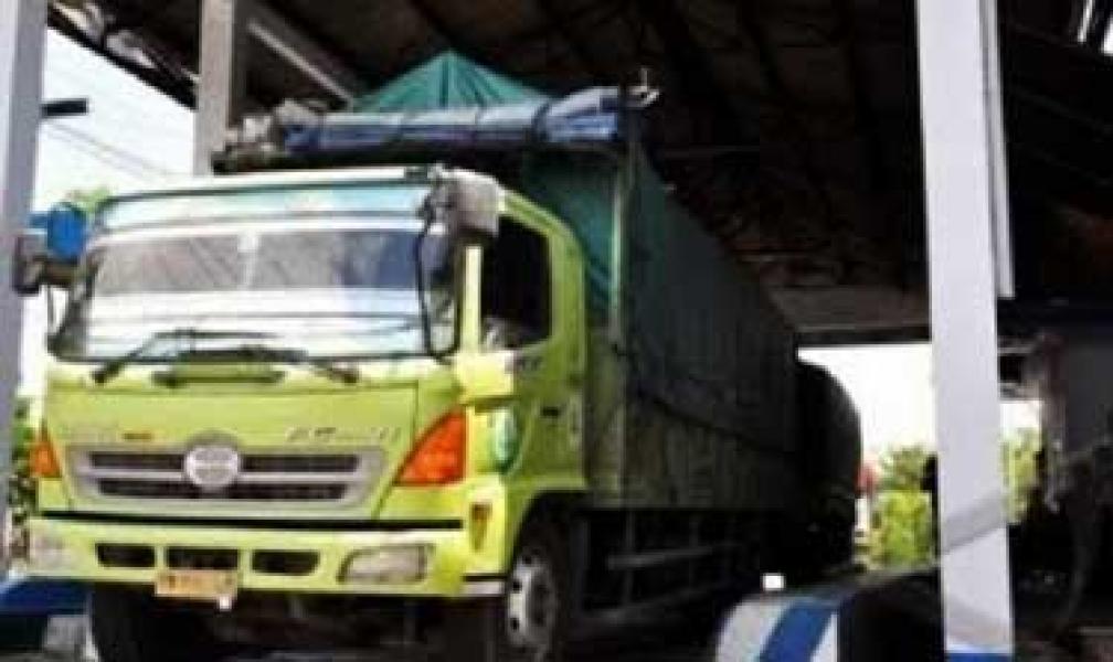 Pemprov Riau Anggarkan Renovasi Dua Jembatan Timbang