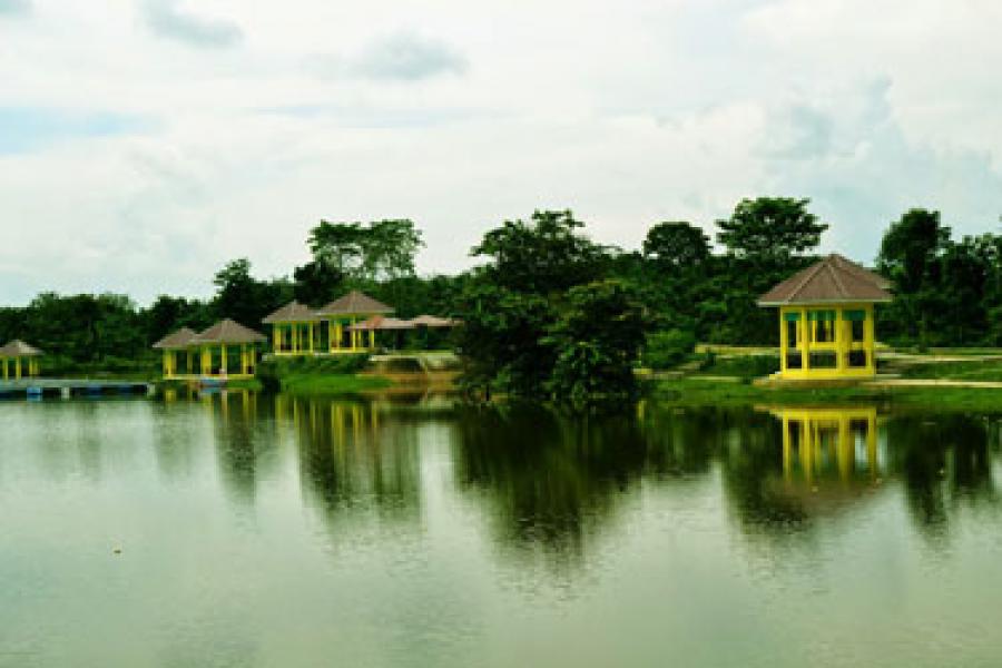 Proyek Sarana Rekreasi Danau Meduyan Diduga Bermasalah
