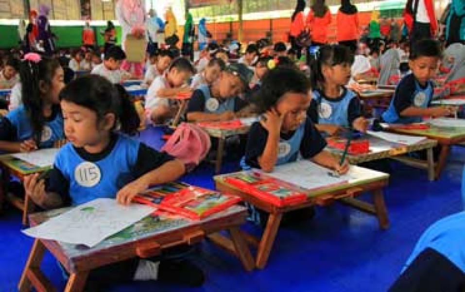 Ratusan Anak Ikuti Lomba Mewarnai