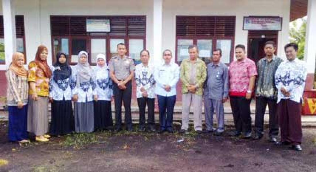 Tinjau UN, Helfandi: Kecamatan 3T Masih Kekurangan Guru  