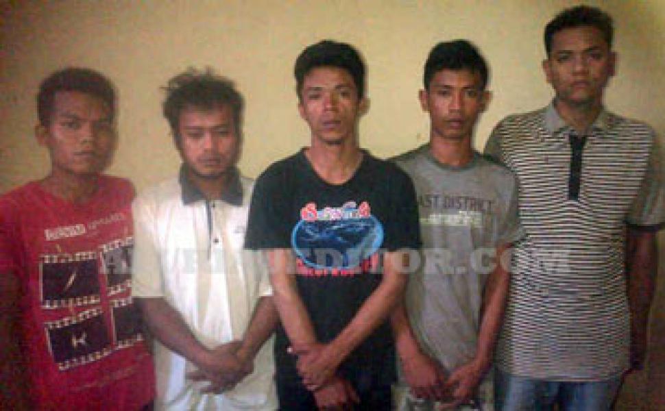 5 Warga Pemilik Daun Ganja Diciduk Polisi