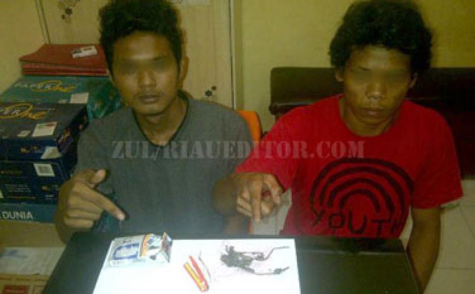 Asyik Mengganja, Dua Pemuda Pangkalan Kerinci Diringkus Polisi