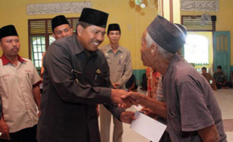 BAZNAS Kabupaten Siak Salurkan Zakat Tahap I Senilai 2.2 Milyar