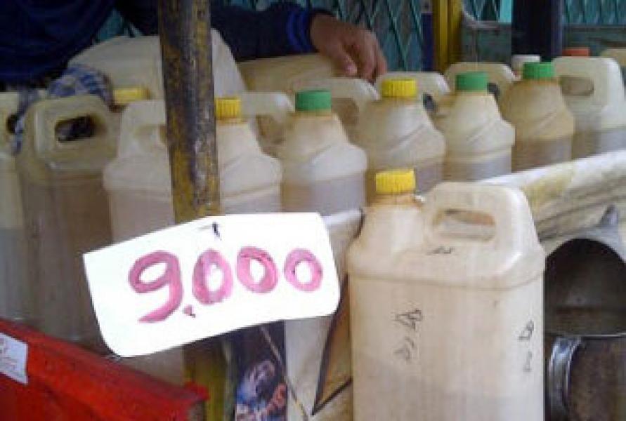 BBM Masih Langka di Rohil, Perekonomian Lesu