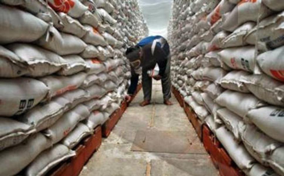 Beras Jadup Warga Transmigrasi Desa Batu Tritip Tak Kunjung Disalurkan