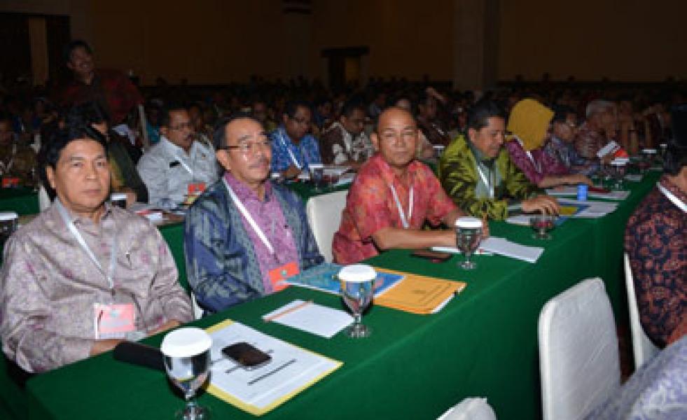Bupati Herliyan Hadiri Rakor Persiapan Pilkada Serentak