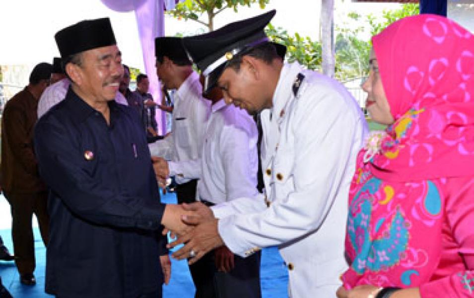 Camat Mandau Lantik Mukhlis Penjabat Kades Sebangar