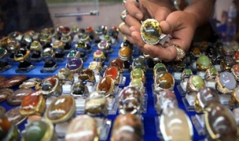 Cincin, Keindahan, dan Energi Positif     