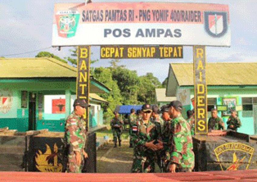 Dansatgas Yonif 400/Raider Tinjau Pos Perbatasan RI-PNG  