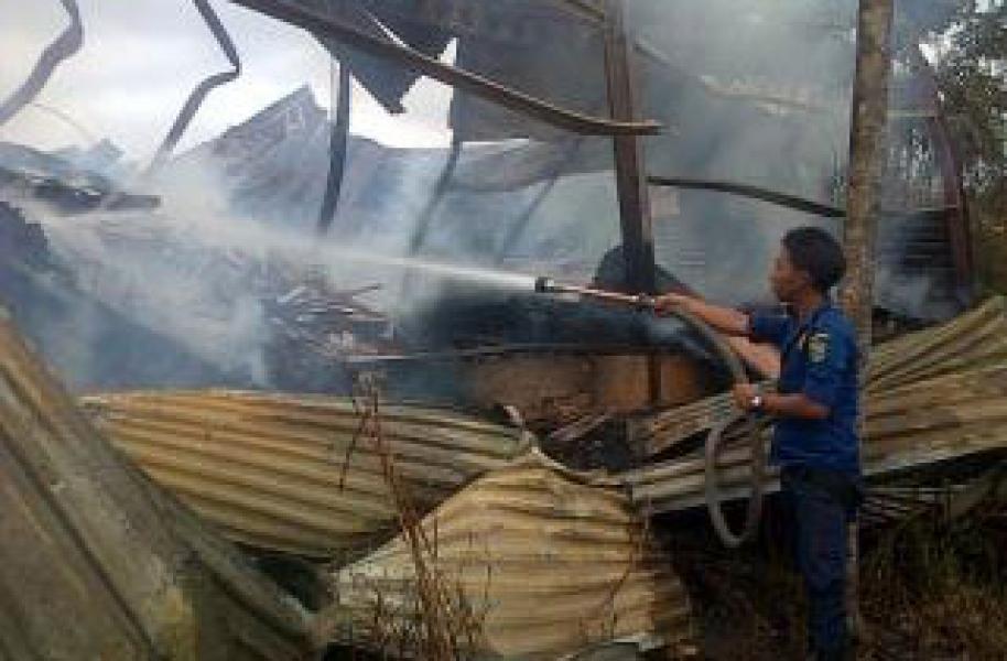Dua Unit Mess PT Panca Eka Ludes Dilalap Api