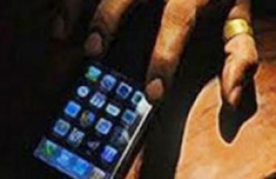 Handphone Anggota Polisi Raib di Ruangan Kerjanya