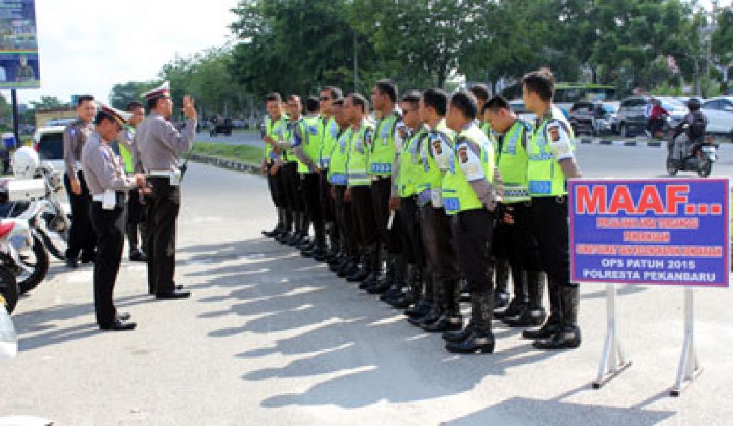 Hari Ketiga Ops Patuh 2015, Sat Lantas Tindak 744 pelanggaran