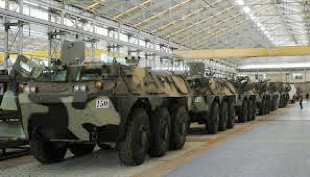 Satgas Kizi TNI di Afrika Terima Ranpur Anoa   