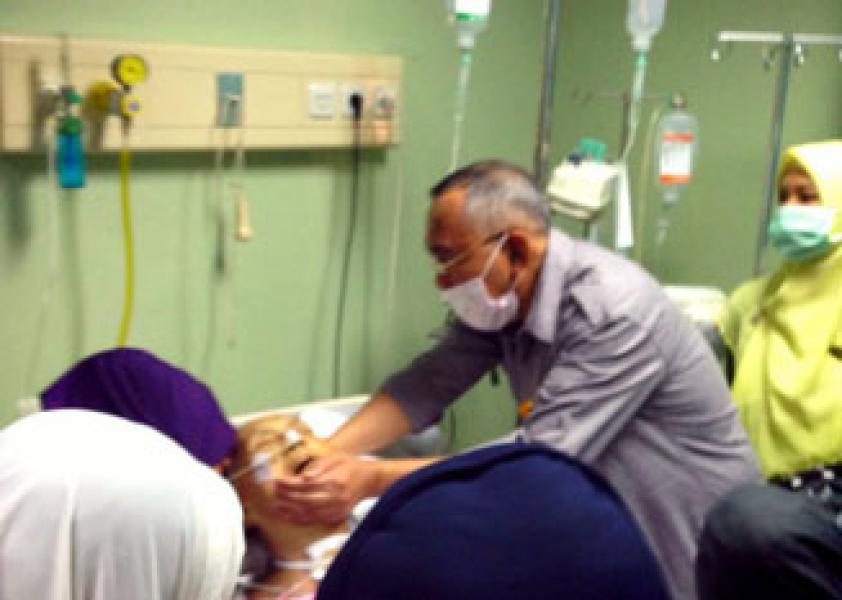 Sebelum Dimakamkan, Ibu Plt Gubri Disemayamkan di Dua Masjid