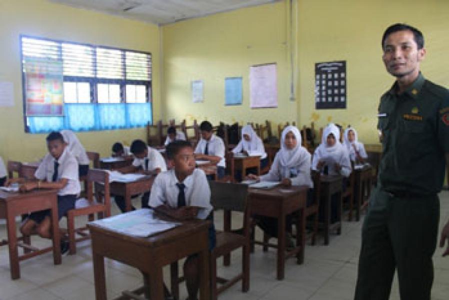 Wabup Rohil Tinjau Pelaksanaan UN