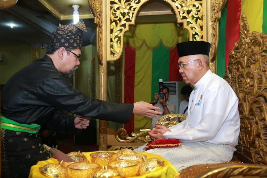 LAM Gelar Majelis Tepuk Tepung Tawar Gubernur Riau Arsyadjuliandi Rachman
