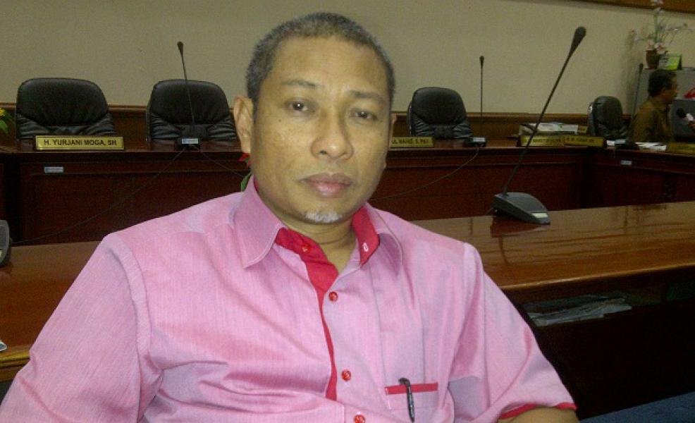 Anggota DPRD Riau Minta Pemko Atasi Kerusakan Jalan