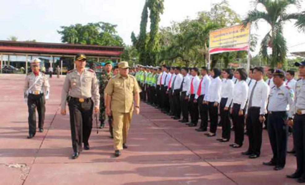 Baru Dilantik, Kapolres Inhu Pimpin Apel Gelar Pasukan Operasi Patuh Siak 2016