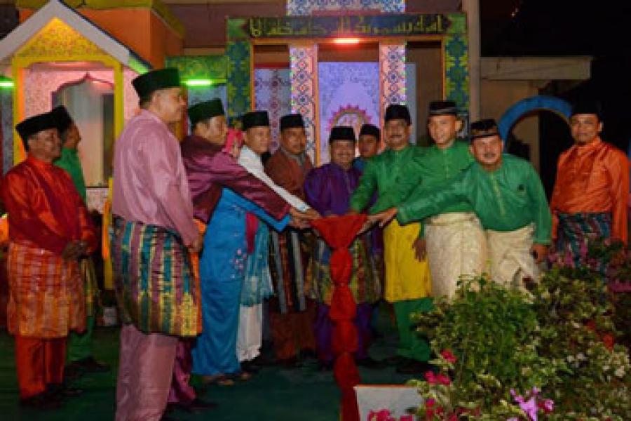 Buka MTQ ke XIII Kecamatan Pinggir, Amril: Islam Tak Menyukai Menumpuk-numpuk Kekayaan
