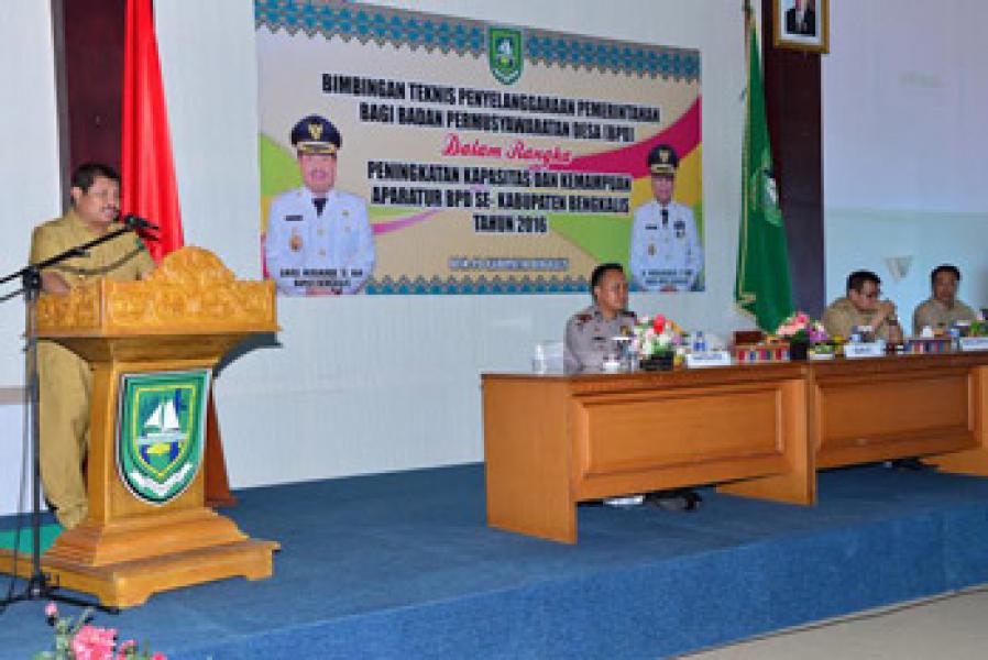 Bupati Amril Buka Bimtek Penyelenggaraan Pemerintahan Bagi BPD