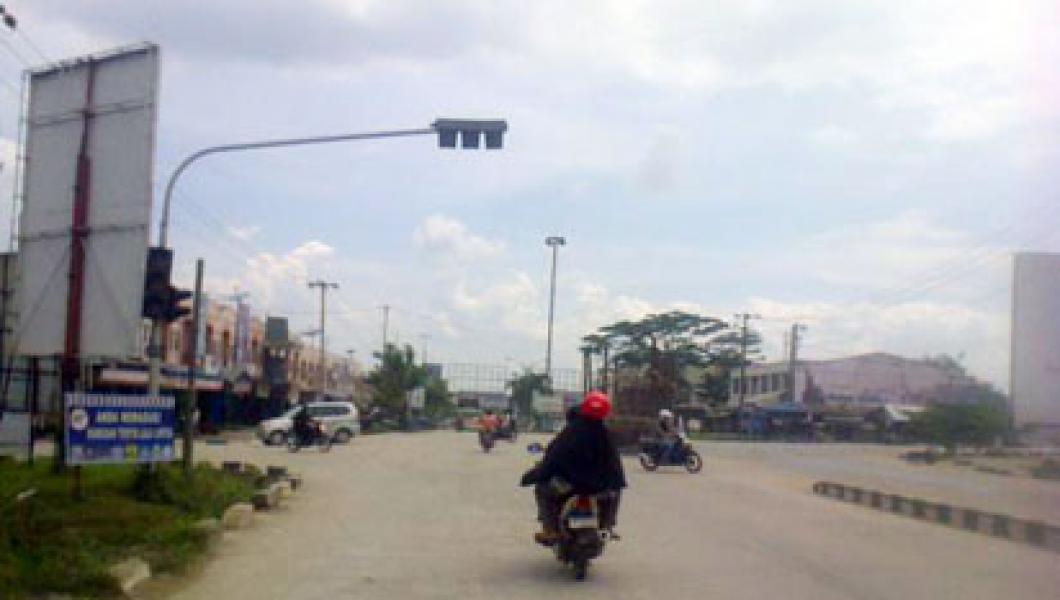Dewan Minta RAPP Kaji Ulang Pintu Keluar - Masuk Truk Balak POS II Simpang Langgam