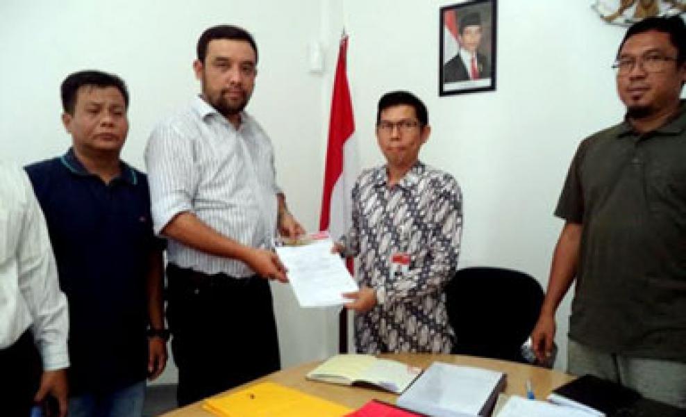 Diduga Maladministrasi Pemprov Riau Dilaporkan ke Ombudsman
