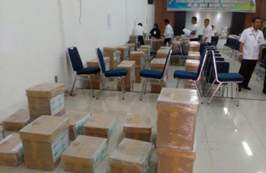 Disdik Pekanbaru Terima 282 Paket Naskah UN SMP Sederajat Tahun 2016