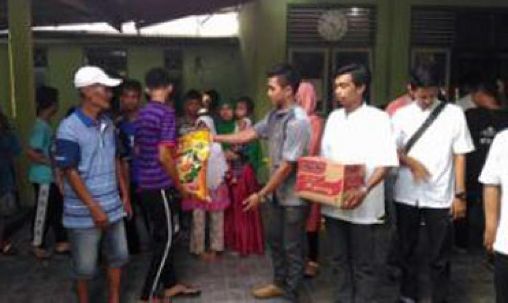 Komunitas Shockbreaker Santuni Anak Yatim