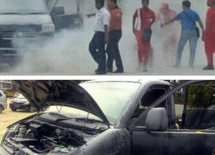 Lagi Antri Di SPBU Pangkalan Kerinci, Mobil Pick Up Terbakar