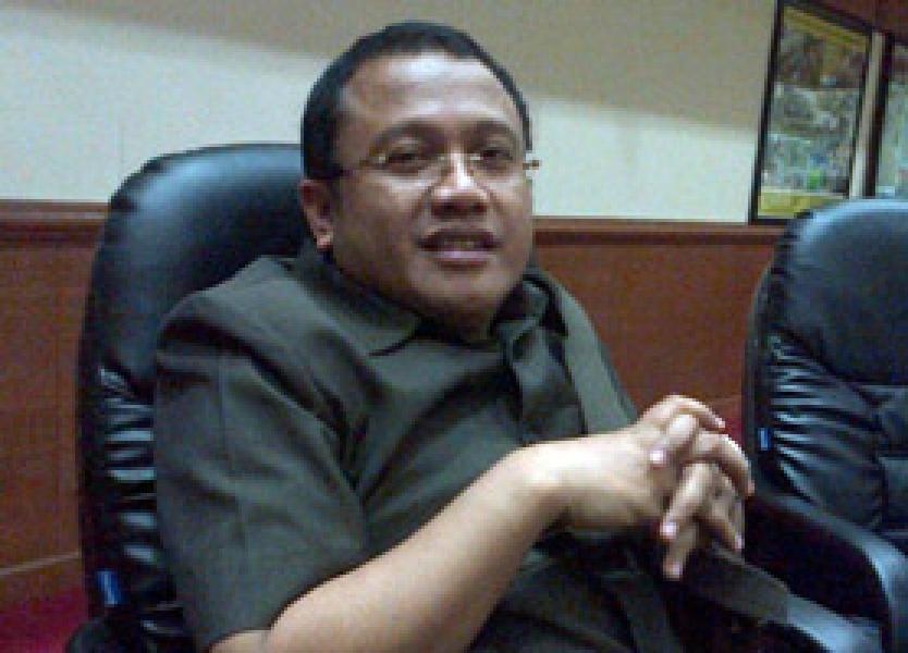 Makmun Solihin Akui PAW Dua Kader PDIP di DPRD Riau Masih Terganjal SK Mendagri