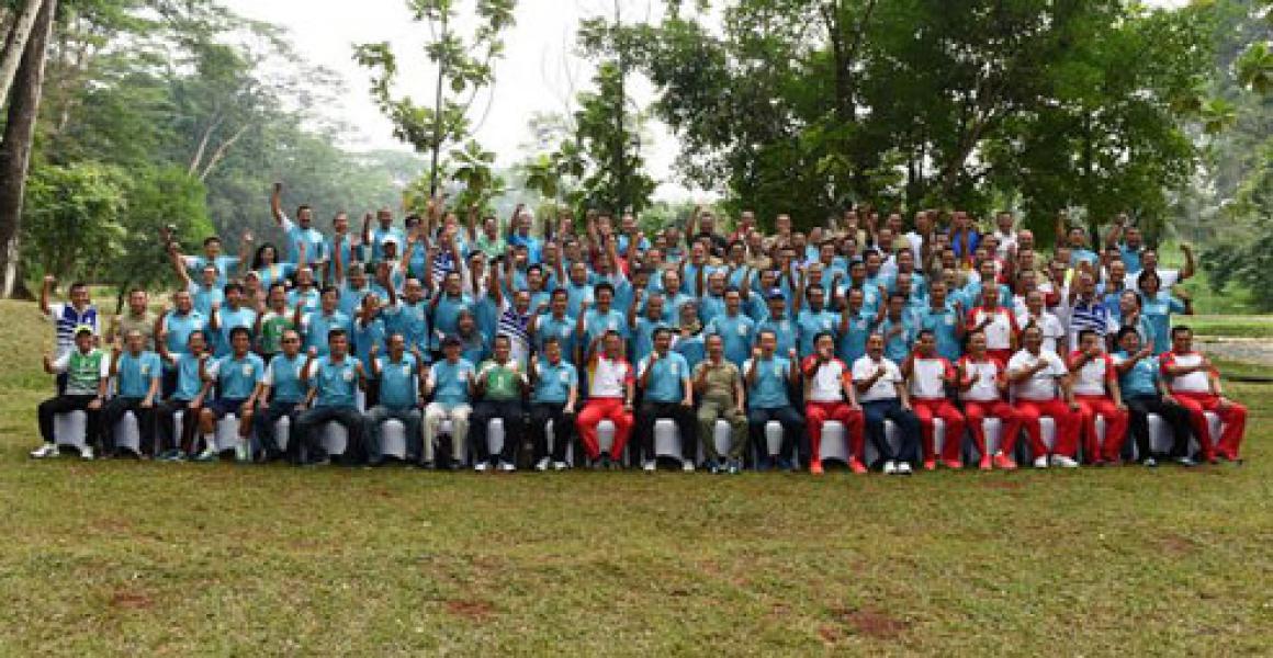 Panglima TNI Gelar Olahraga Bersama Alumni ITB di Mabes TNI