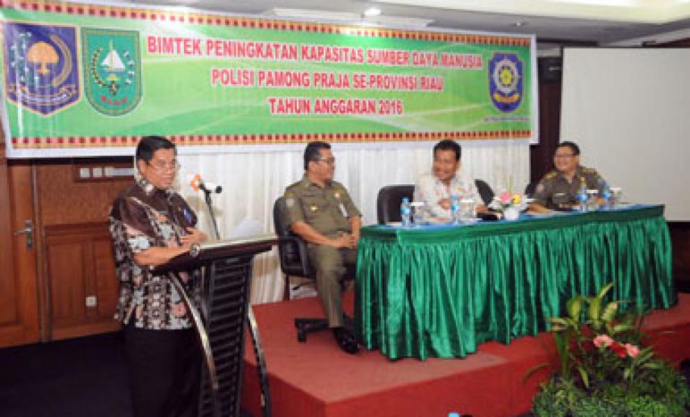 Pesan Plt Gubri, Satpol PP Harus Cermati Perkembangan Situasi