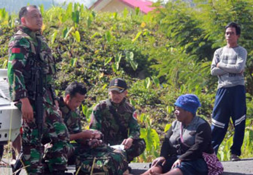 Raider 509/Kostrad Laksanakan Patroli Kesehatan