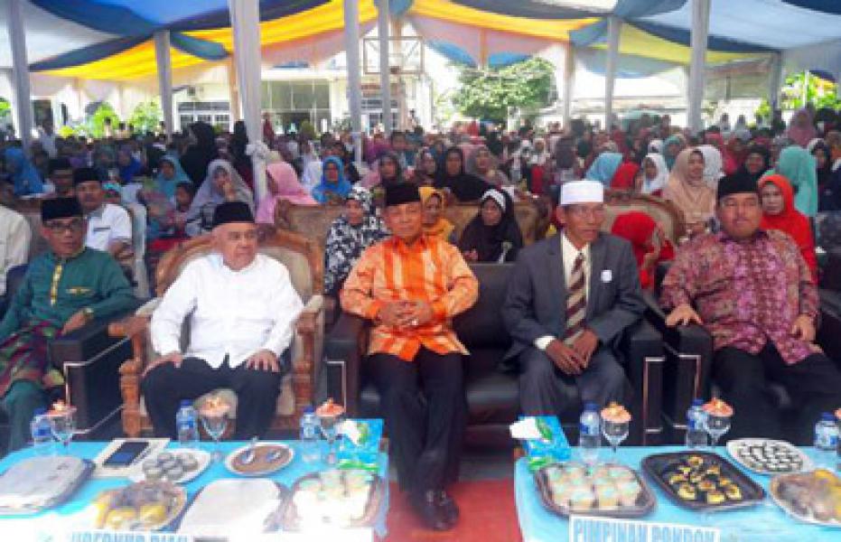 Sebagai Alumni, Gubri dan Bupati Harris Hadir di Ponpes Daarun Nahdhah Thawalib Bangkinang