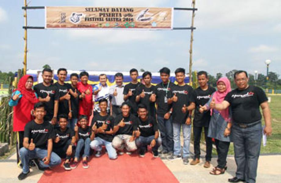 Sempena Festival Sastra 2016, Bupati Siak Apresiasi Bakat Generasi Muda