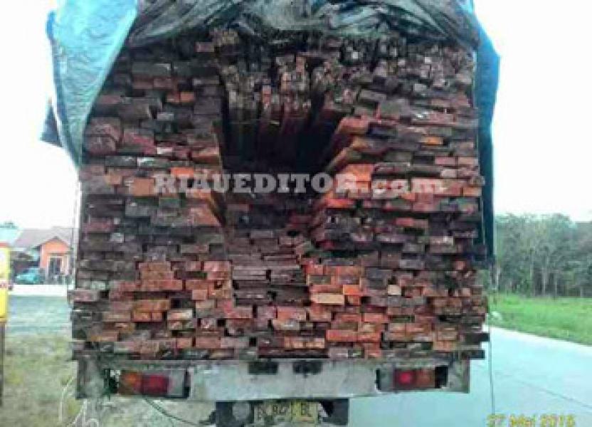 Setelah sempat Diamankan, Polsek Siberida Lepas Dua Intercooler Bermuatan Kayu