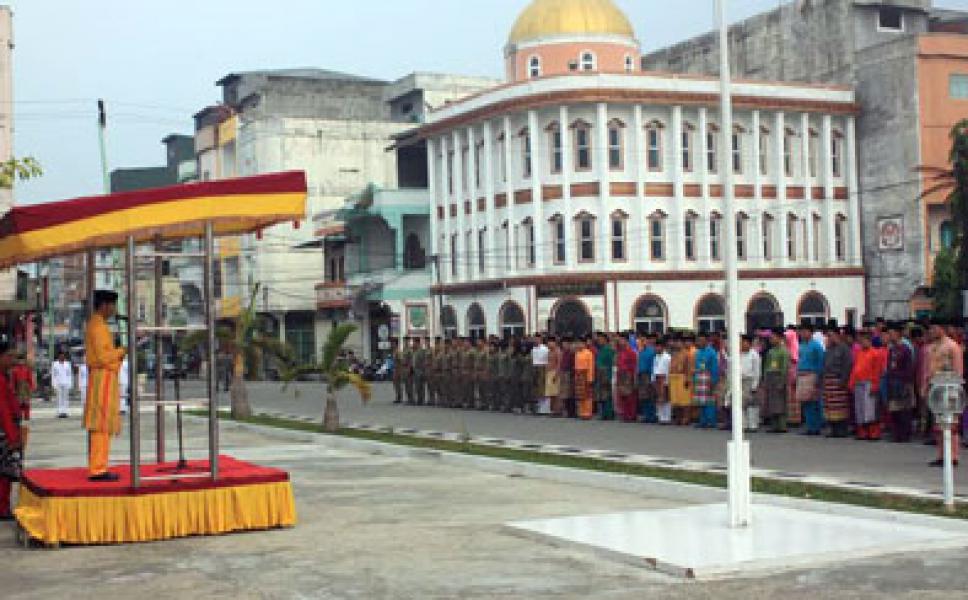 Wabup Rohil Irup Peringatan Hardiknas 2016