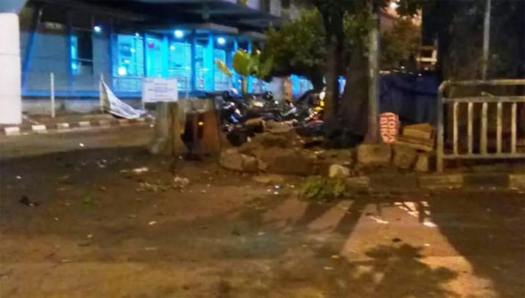 Bom Kampung Melayu, Potongan Tubuh Bergeletakan di Parkiran Motor yang Porak Poranda