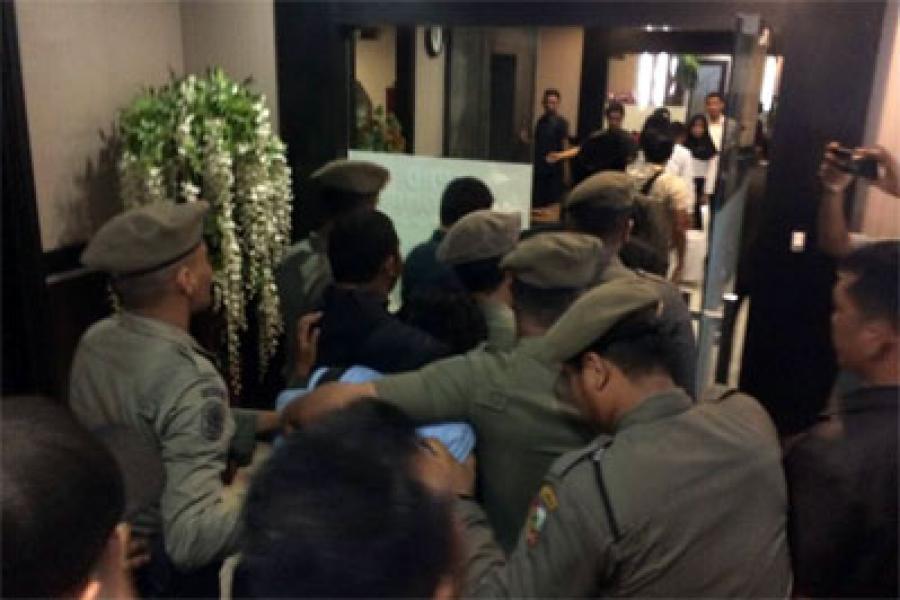 Di Paripurna Pembacaan Pidato Walikota Terpilih, Sempat Ricuh dan Diamankan Petugas