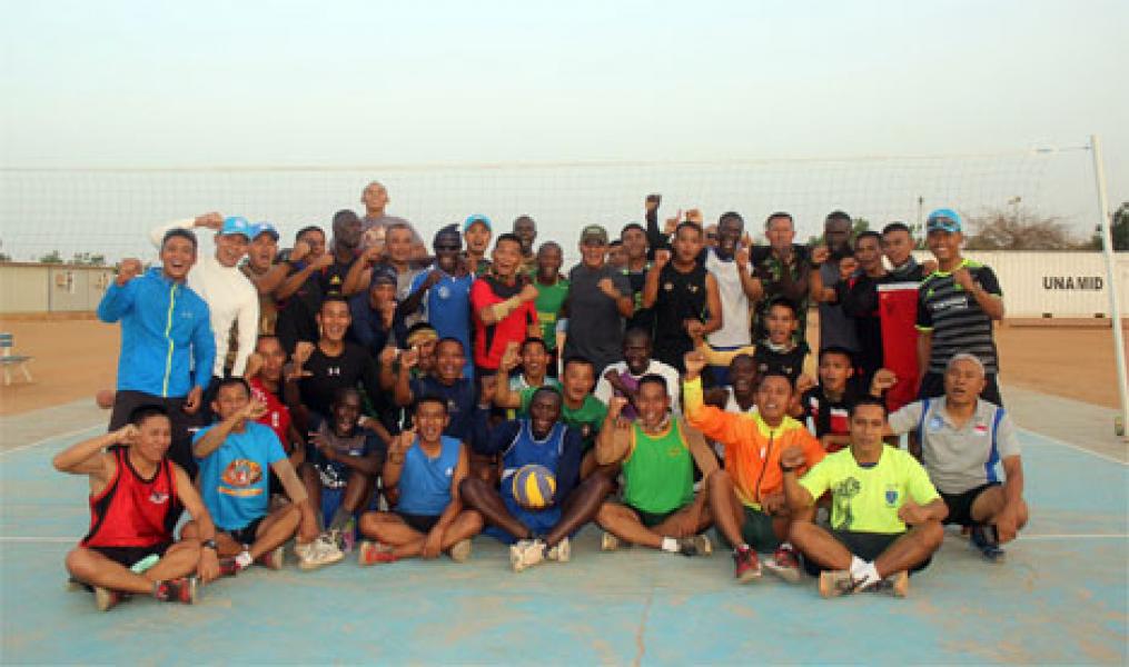 Jalin Keakraban, Prajurit TNI dan Tentara Senegal Uji Tanding Bola Voli