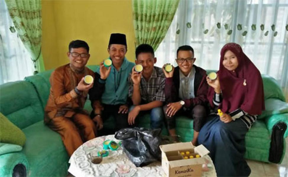 KIR Al-Banna MAN Bengkalis Berhasil Memproduksi Pomade Berbahan Baku Lilin Lebah