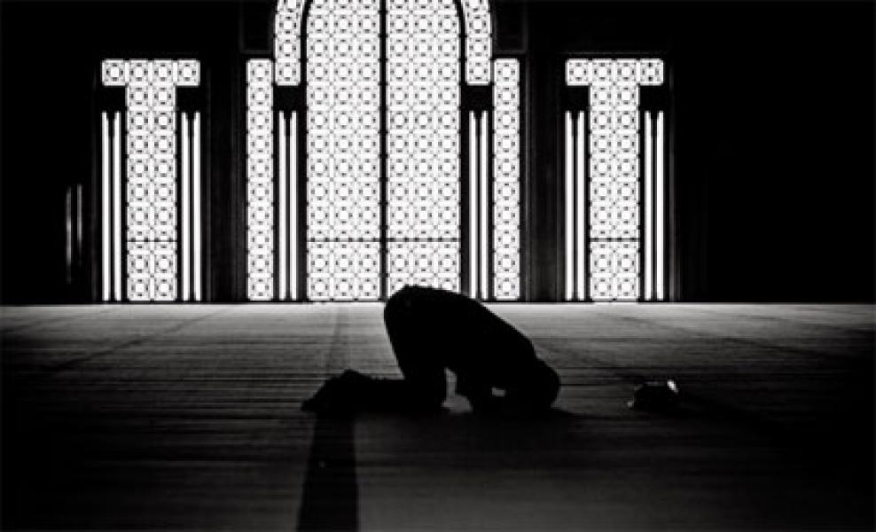 Kenapa Rasulullah Menganjurkan Segera Tidur Setelah Salat Isya?