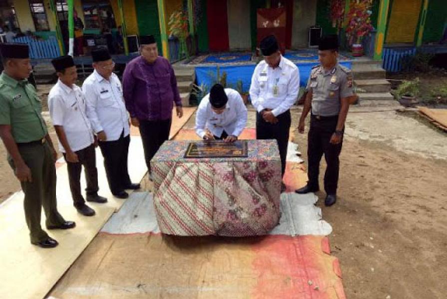 Program DMIJ Pemkab Inhil Dinilai Lima Kali Lebih Cepat