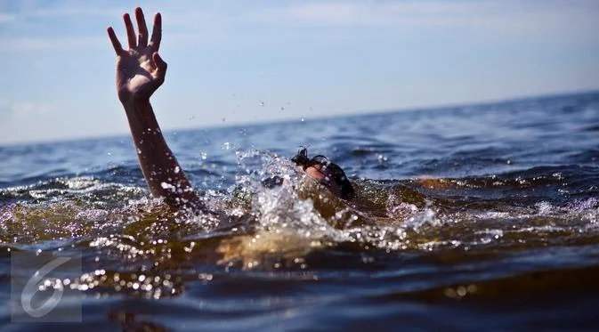 Asyik Berenang, Bocah 10 Tahun Tenggelam di Sungai Siak